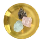 Kristallset Harmonie mit Fluorit, Rosenquarz und Aquamarin im Arrangement