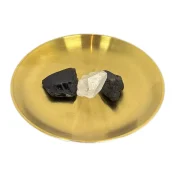 Kristallset mit Turmalin, Obsidian und Bergkristall als Arrangement für Schutz und Erdung