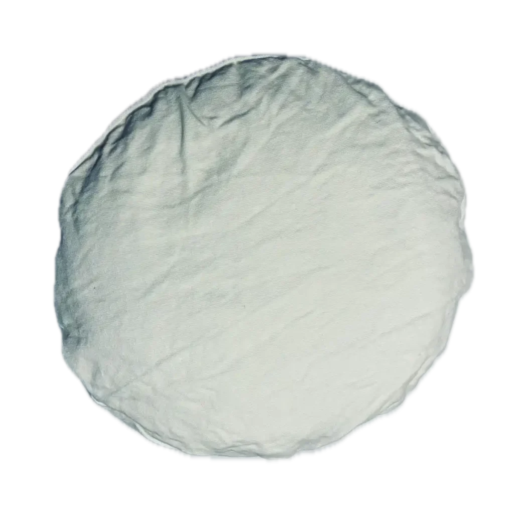 Meditationskissen in erhellendem weiß, inspiriert vom beginn der Praxis; ergonomische Sitzhöhe.