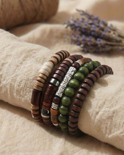 Holz Armband Set Boho – Naturperlen in Braun, Grün & Creme – tribal-inspiriert, elastisch, erdig, unisex, stilvoll + handgemacht