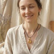 Citrin Anhänger Rohstein – Fülle, Lebensfreude & Solarplexus-Energie – goldgelber Stein, verstellbare Kette als spirituelles Geschenk - Ansicht 5